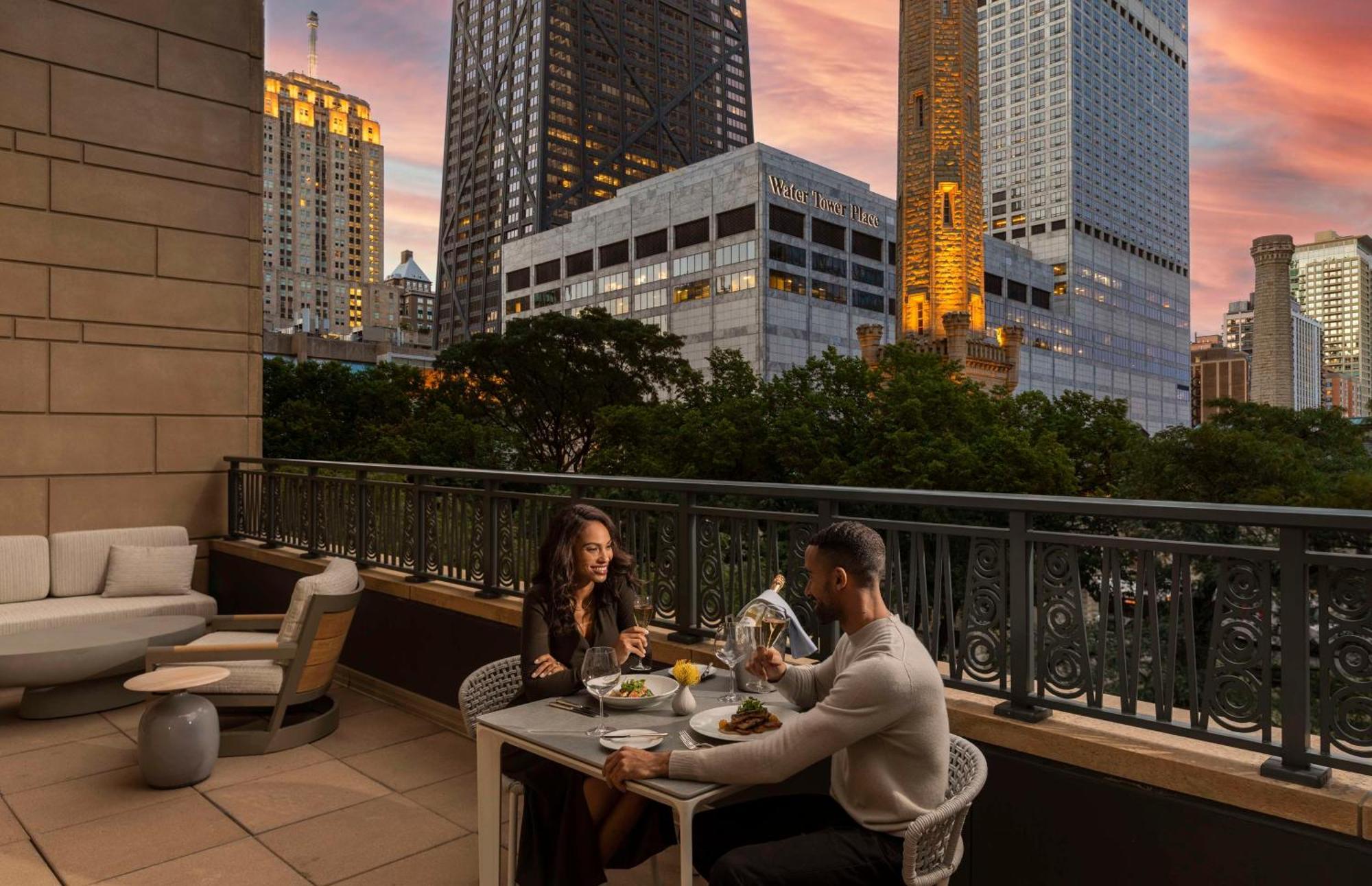 Park Hyatt Chicago Hotel Exterior foto